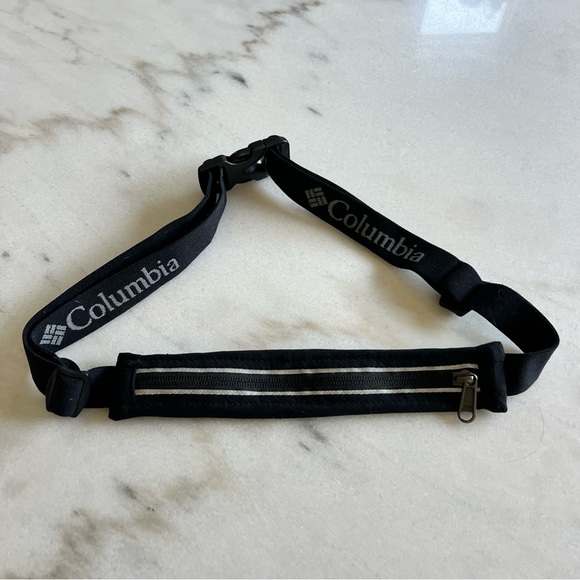 Columbia‎ Running Band with Zipper Pouch - Picture 1 of 8